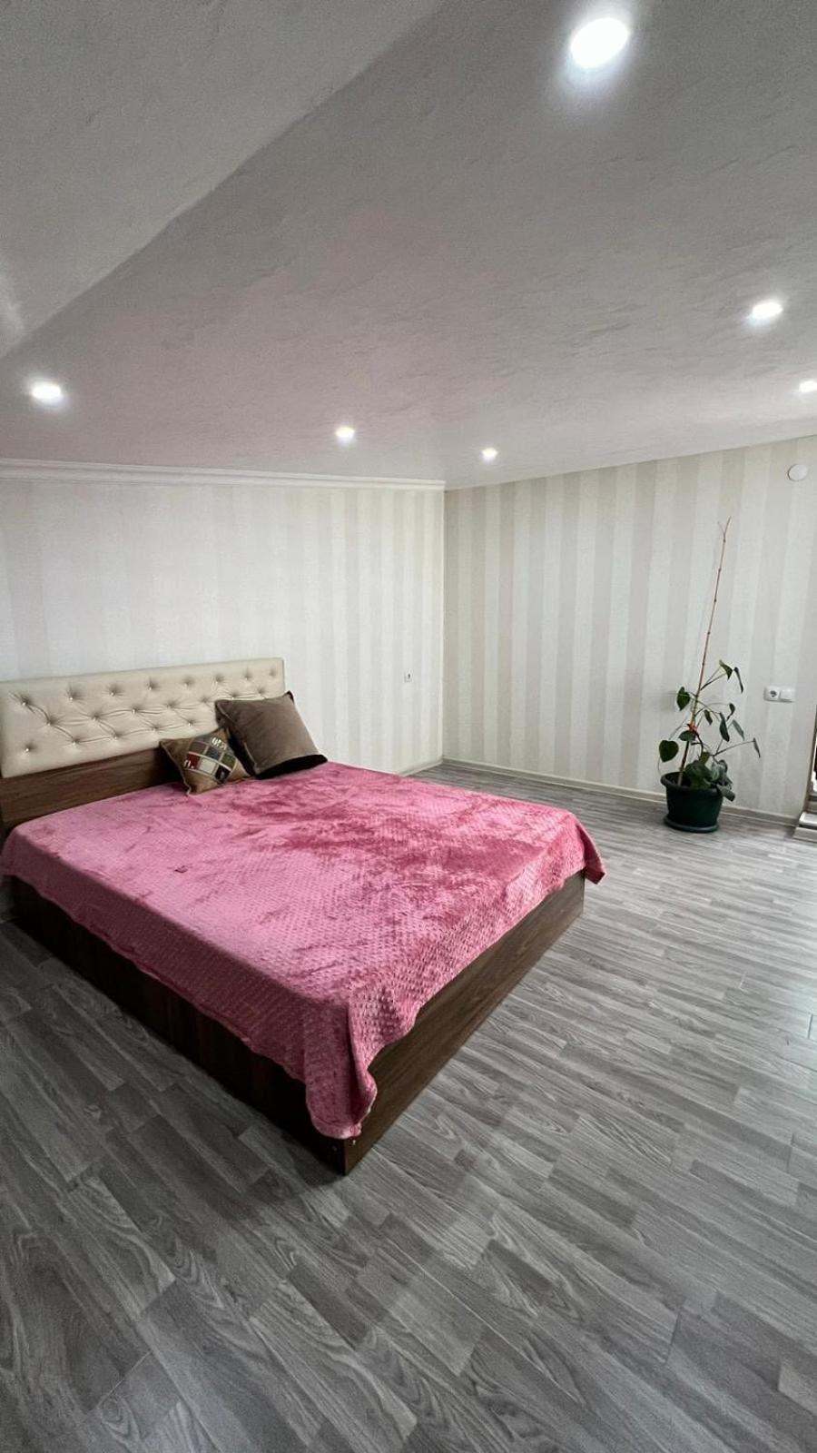 Big Flat In Batumi Lejlighed Eksteriør billede